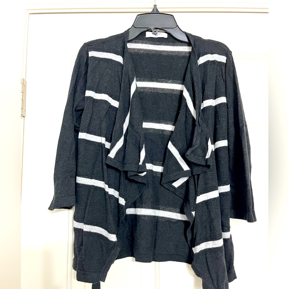 Like new Japan open cardigan black white stripes